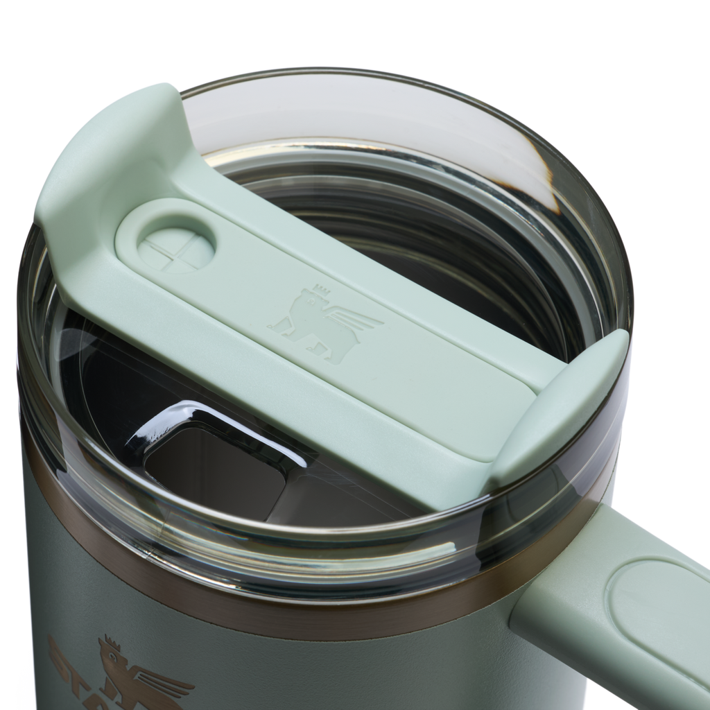 Double-Wall Vacuum The Quencher H2.0 Flowstate Tumbler | Stanley Create D331C - FlowState 3-Position Lid Insulated Travel Mug Detail