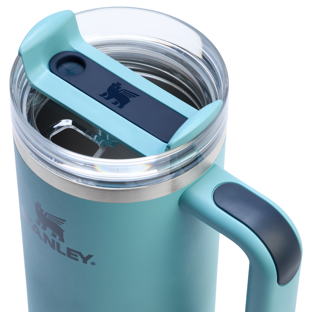 Double-Wall Vacuum The Quencher H2.0 Flowstate Tumbler | Stanley Create D331C - FlowState 3-Position Lid Insulated Travel Mug Detail