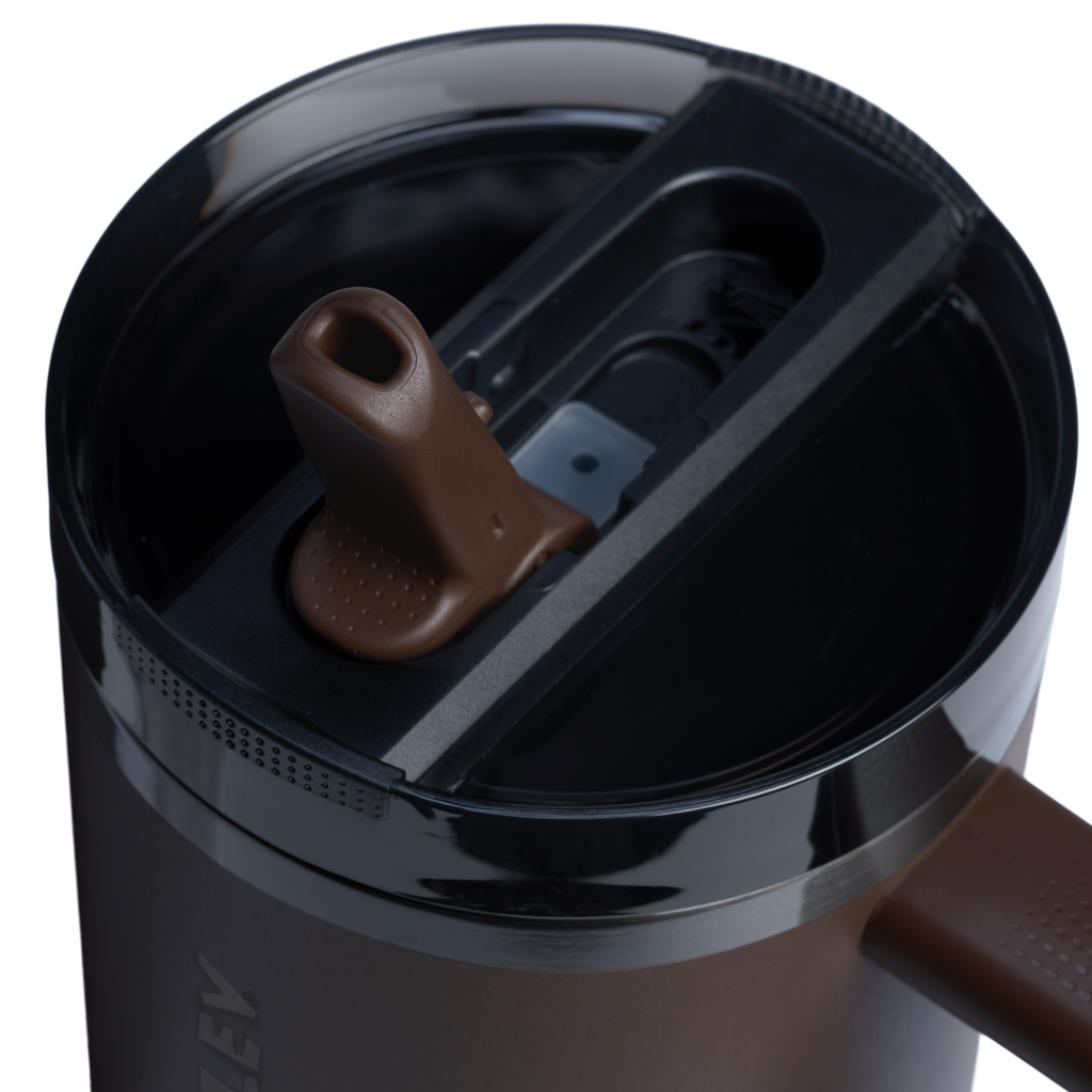 Large Capacity The Quencher H2.0 Flowstate Tumbler D050X - Double-Wall Vacuum Insulated Travel Tumbler with Straw Detail